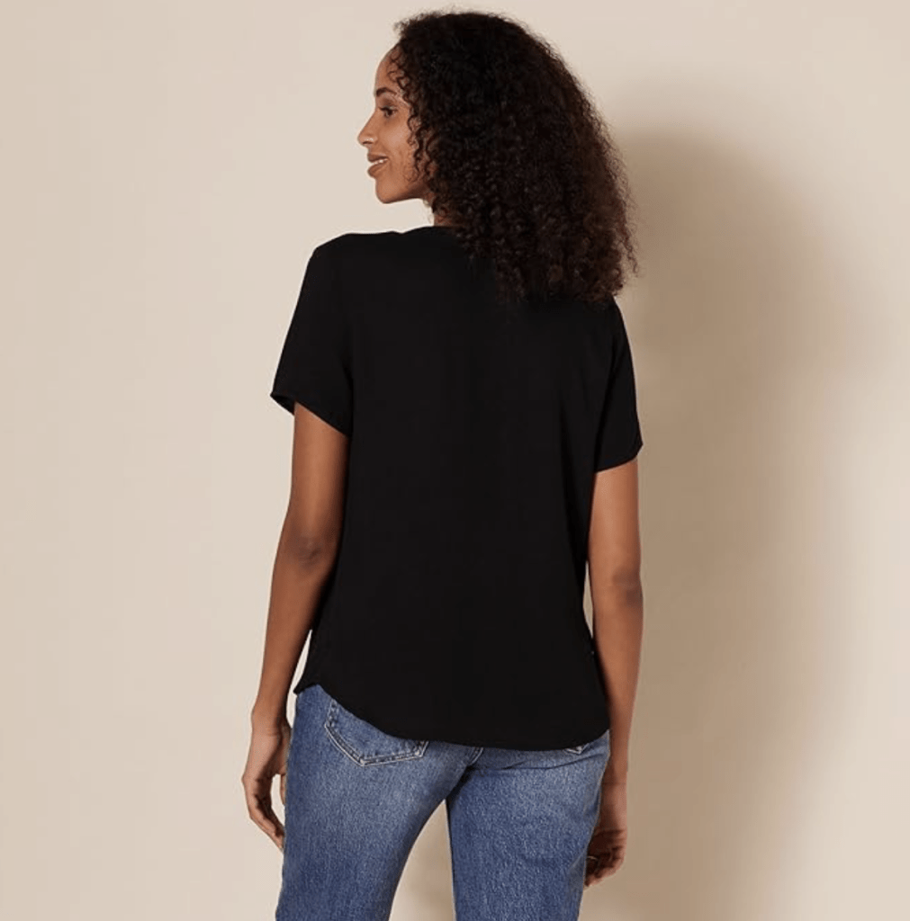 Amazon Essentials Women's Relaxed-Fit Short-Sleeve Woven Blouse